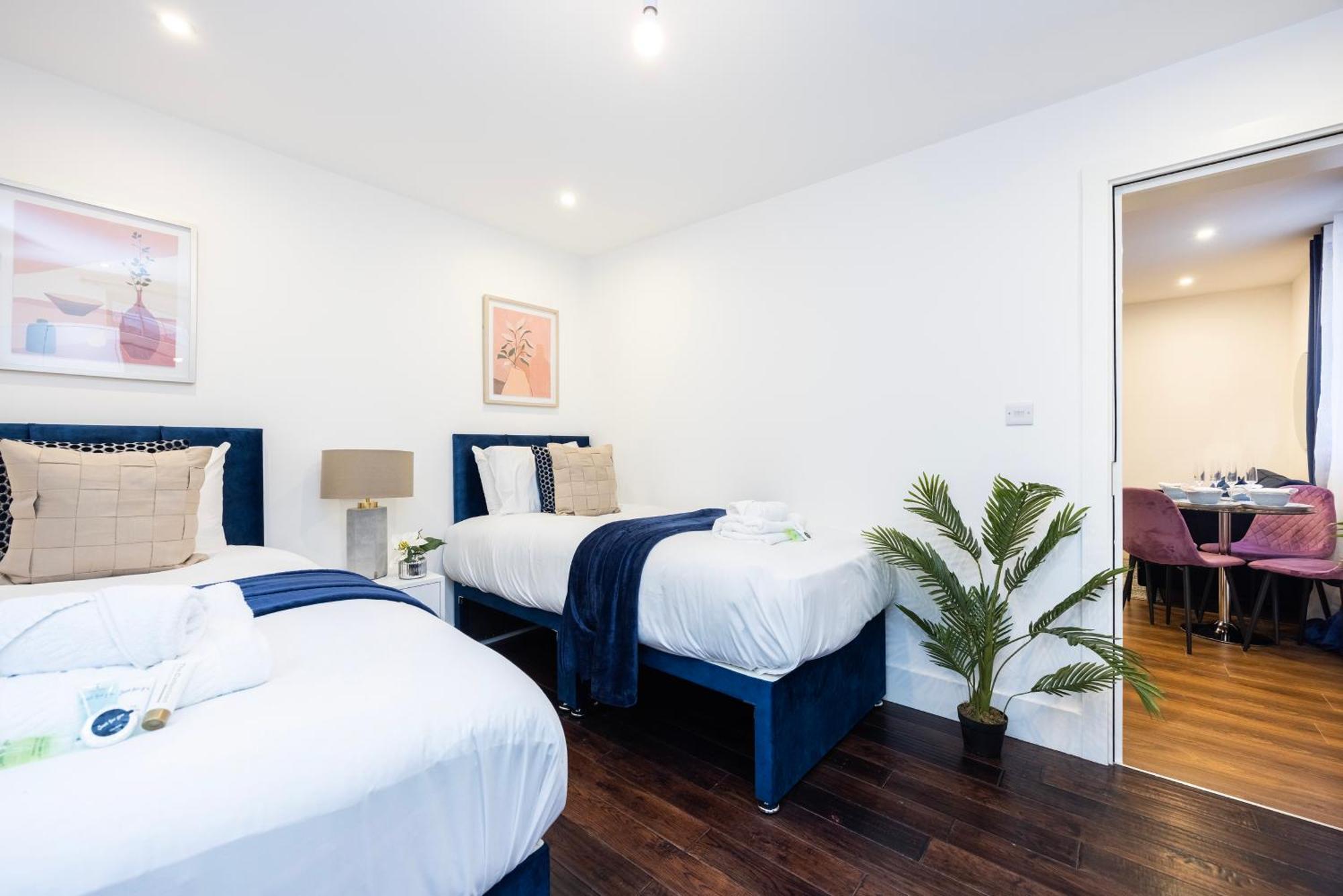 Block Of Apartments In Croydon ,Long Stays , Weekly & Monthly Offers , Contractors , Relocations , Leisure & Family Stays ภายนอก รูปภาพ