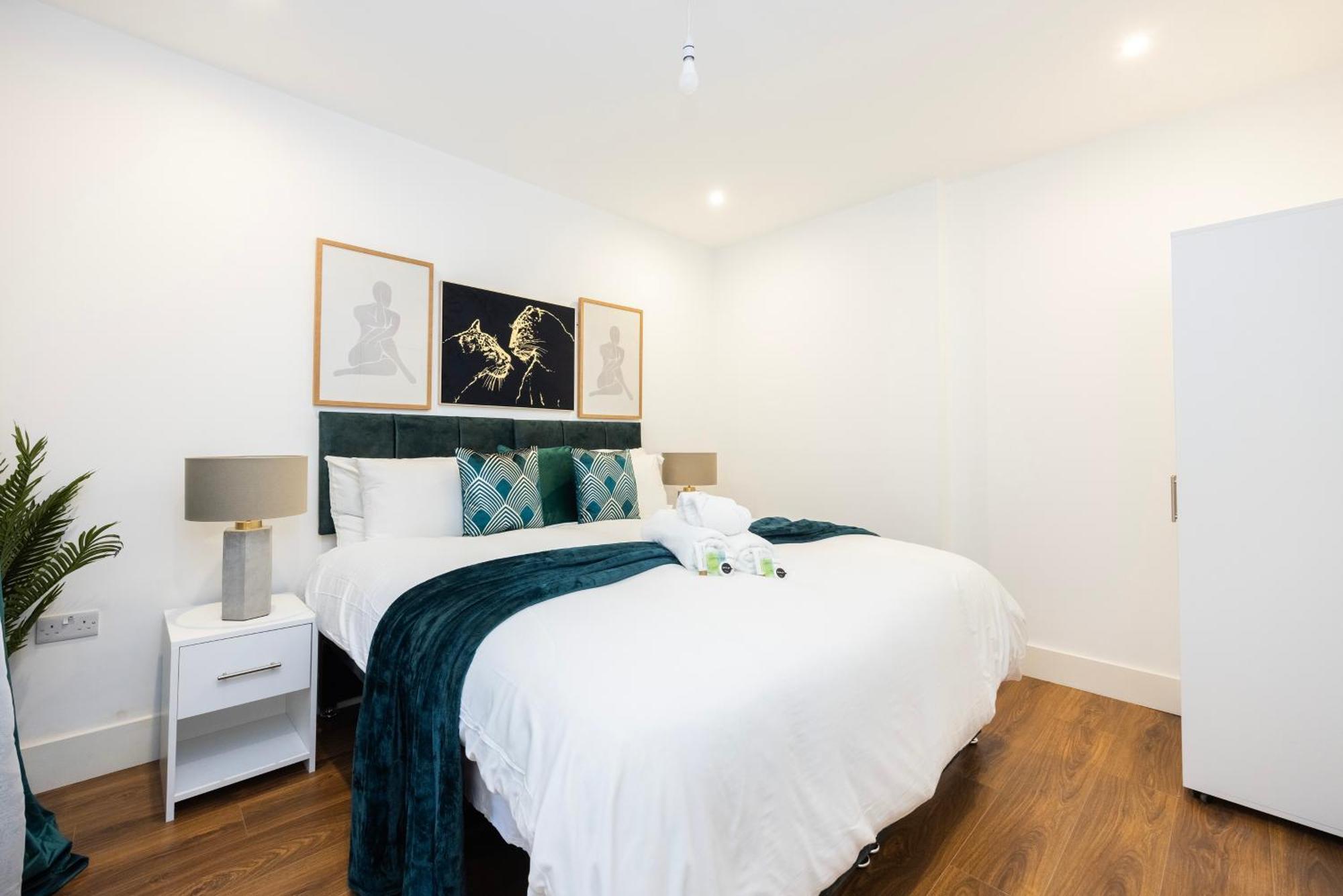 Block Of Apartments In Croydon ,Long Stays , Weekly & Monthly Offers , Contractors , Relocations , Leisure & Family Stays ภายนอก รูปภาพ